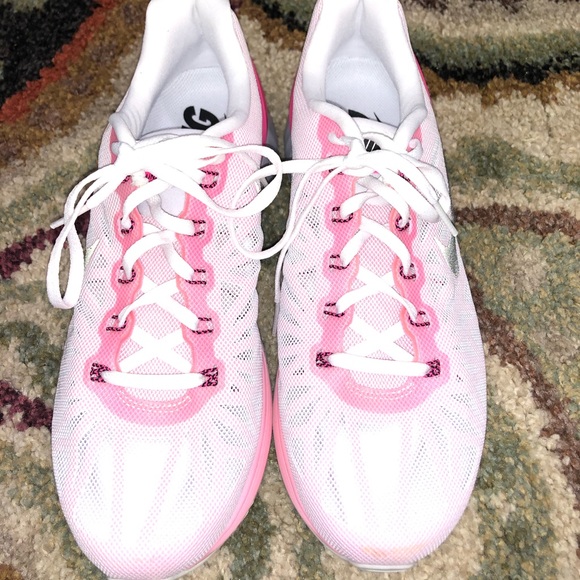 nike stable running shoes